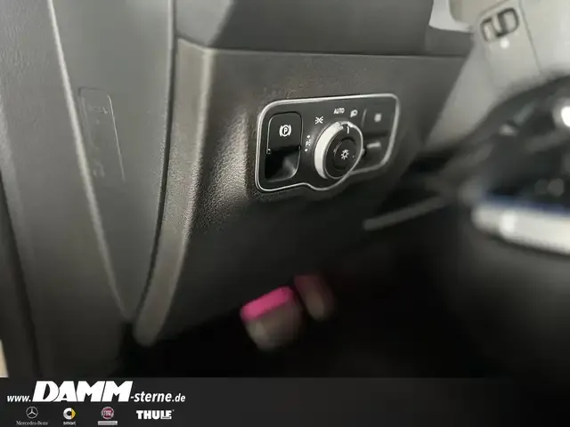 Mercedes-Benz EQB 300