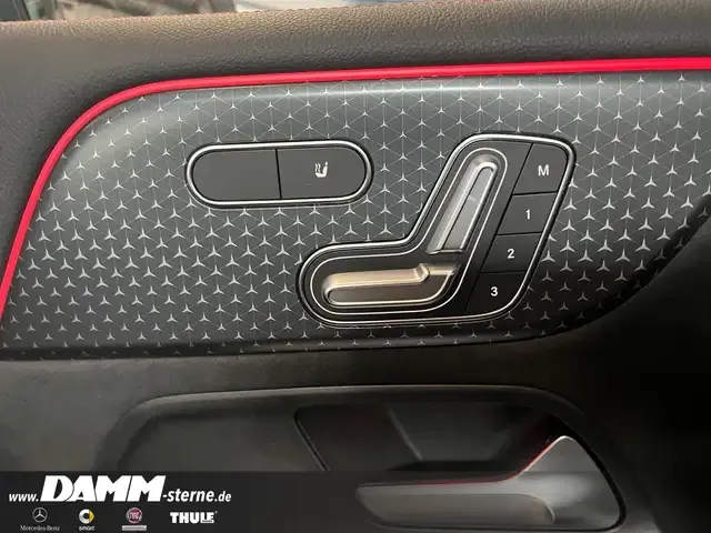 Mercedes-Benz EQB 300