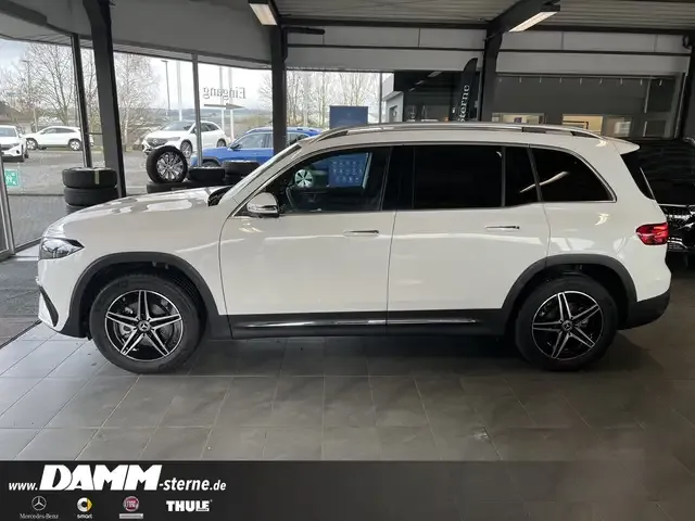 Mercedes-Benz EQB 300