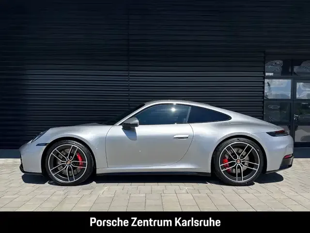Porsche 992