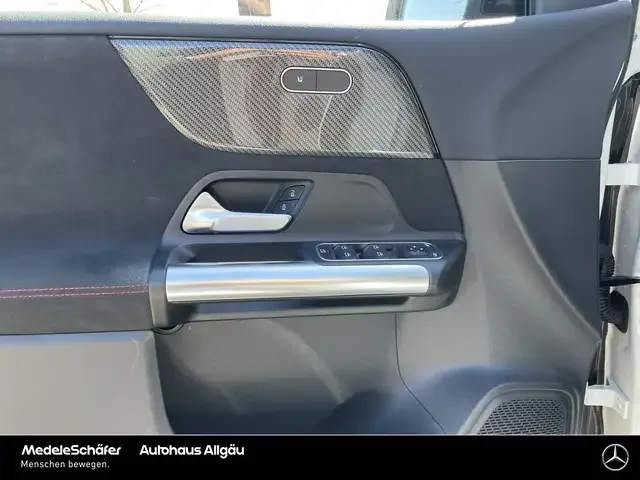 Mercedes-Benz B 250