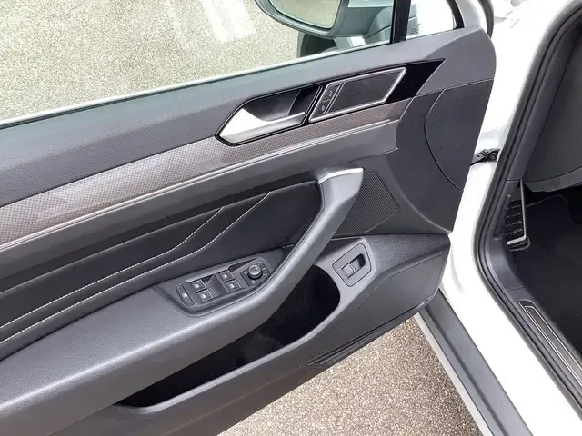 Volkswagen Passat Alltrack