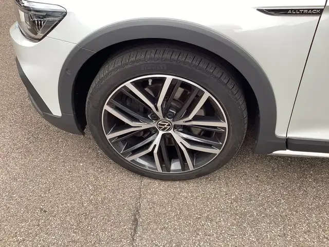 Volkswagen Passat Alltrack