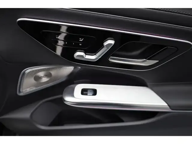 Mercedes-Benz CLE 200