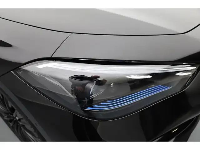 Mercedes-Benz CLE 200