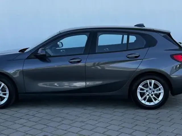 BMW 118