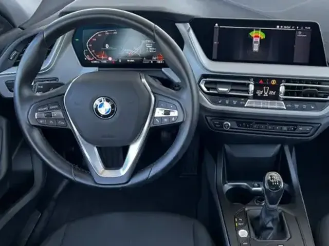 BMW 118