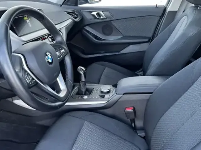 BMW 118