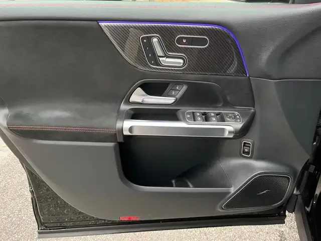 Mercedes-Benz GLB 35 AMG