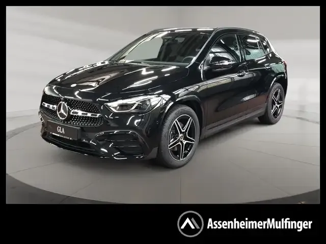 Mercedes-Benz GLA 220
