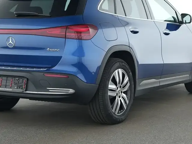Mercedes-Benz EQA 300