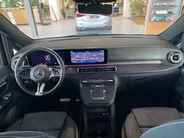 Mercedes-Benz V 250