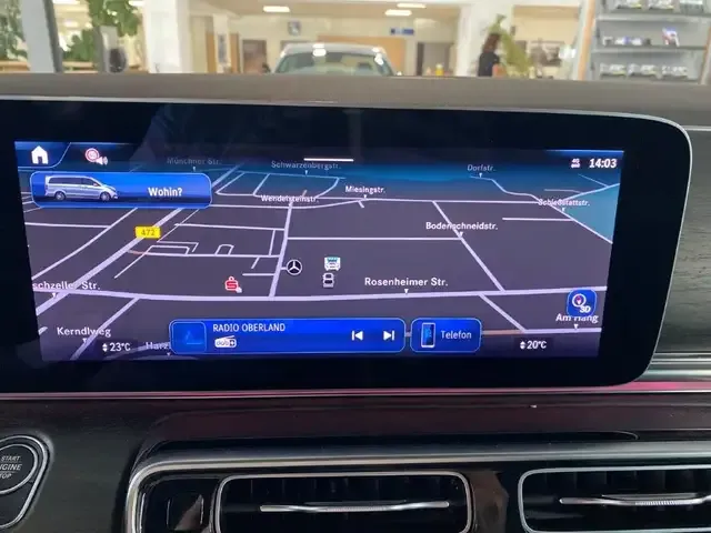 Mercedes-Benz V 250