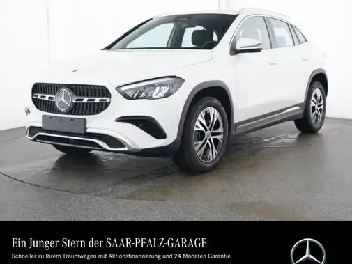 Mercedes-Benz GLA 180