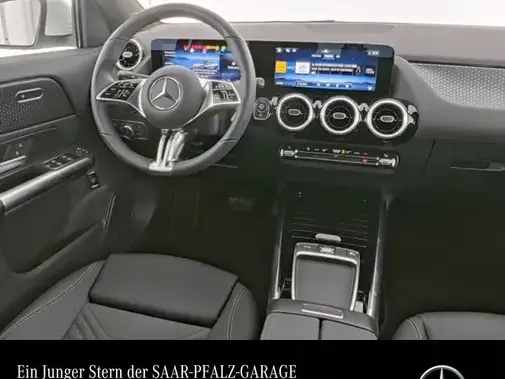 Mercedes-Benz GLA 180