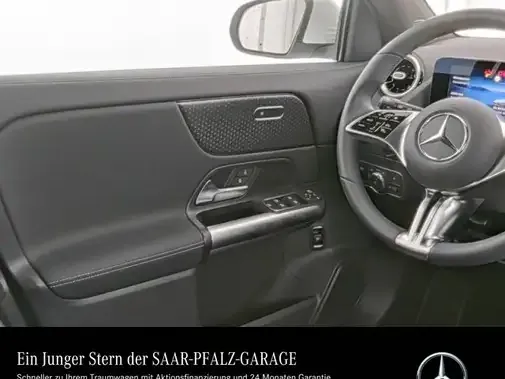 Mercedes-Benz GLA 180