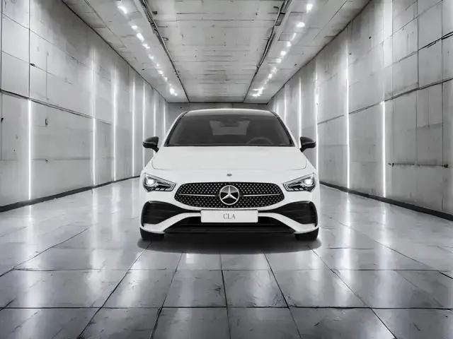 Mercedes-Benz CLA 220