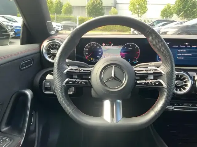 Mercedes-Benz CLA 220