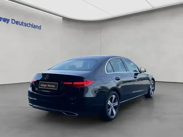 Mercedes-Benz C 180