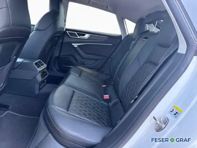 Audi S7