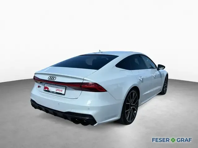 Audi S7
