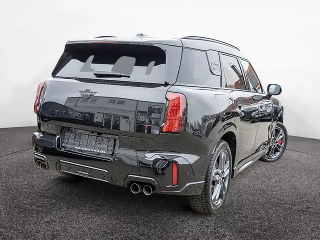 MINI John Cooper Works Countryman