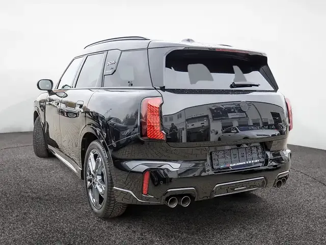 MINI John Cooper Works Countryman