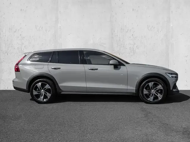 Volvo V60 Cross Country