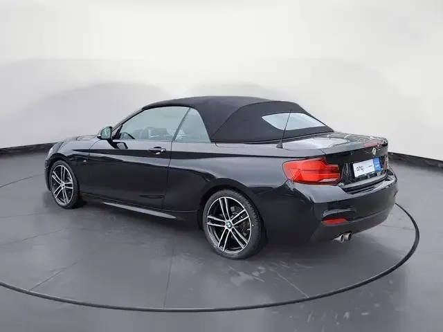 BMW 230