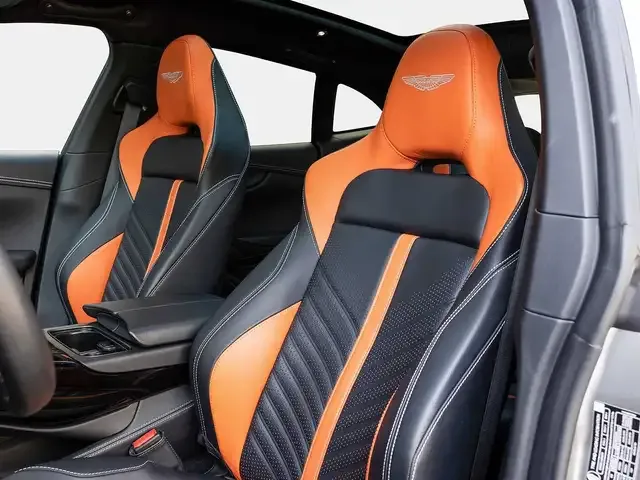 Aston Martin DBX