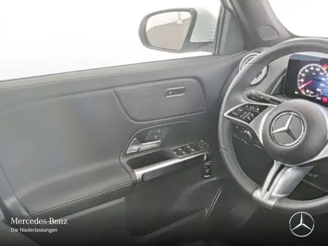 Mercedes-Benz GLB 250