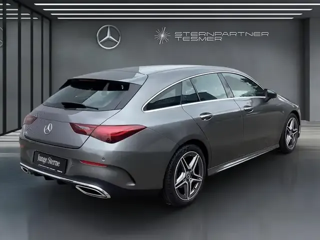 Mercedes-Benz CLA 180