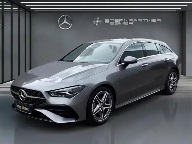 Mercedes-Benz CLA 180