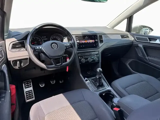 Volkswagen Golf Sportsvan
