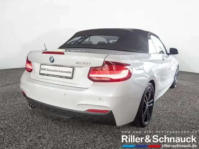 BMW 220
