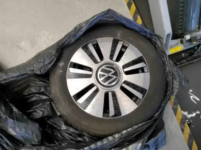 Volkswagen e-up!