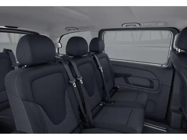 Mercedes-Benz V 220