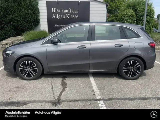 Mercedes-Benz B 250