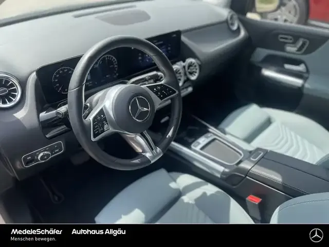 Mercedes-Benz B 250