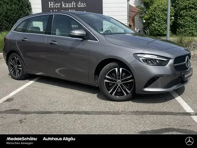 Mercedes-Benz B 250