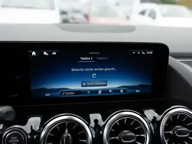 Mercedes-Benz GLA 220