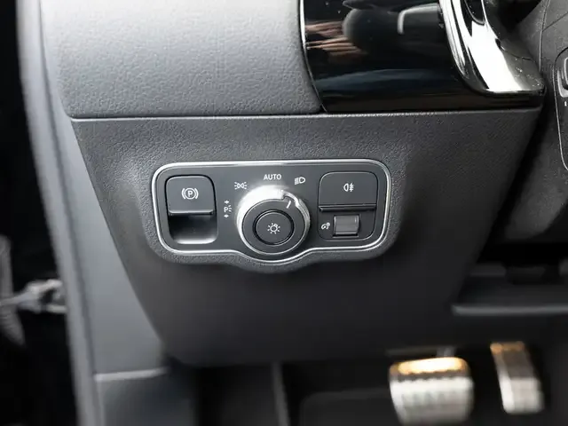 Mercedes-Benz GLA 220