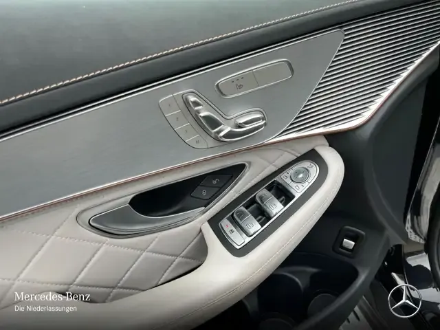 Mercedes-Benz EQC 400