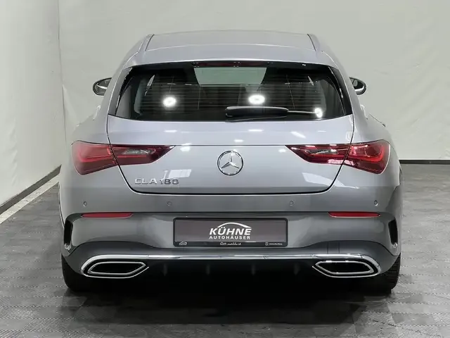 Mercedes-Benz CLA 180