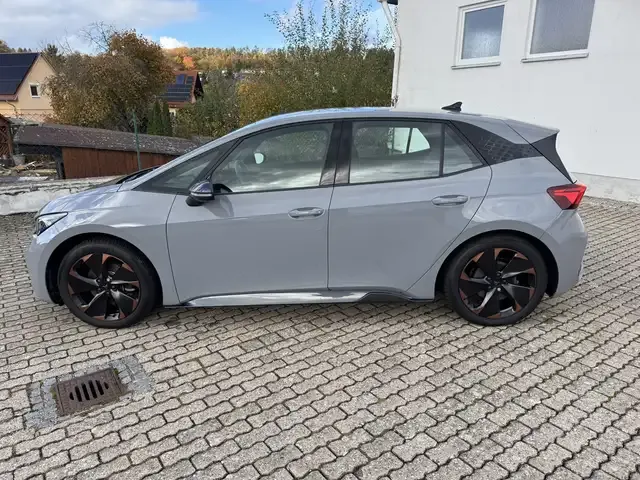 CUPRA Born