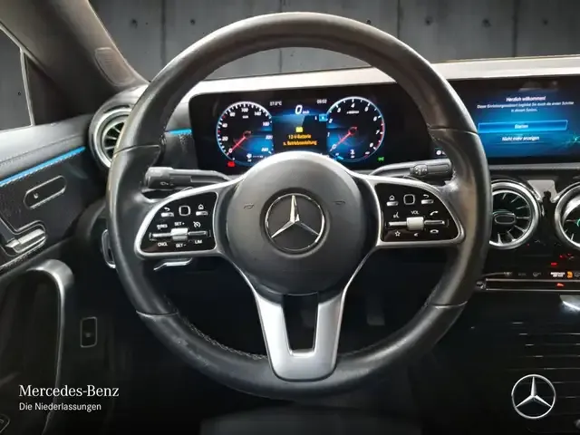 Mercedes-Benz CLA 200