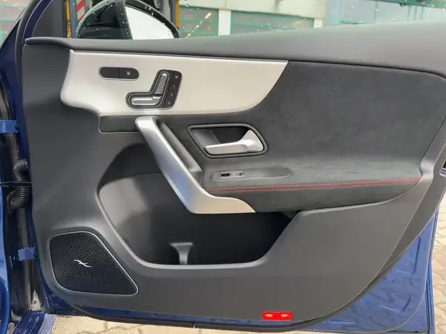 Mercedes-Benz A 45 AMG