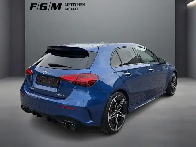 Mercedes-Benz A 45 AMG