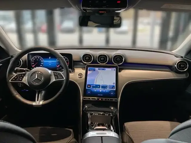 Mercedes-Benz C 180