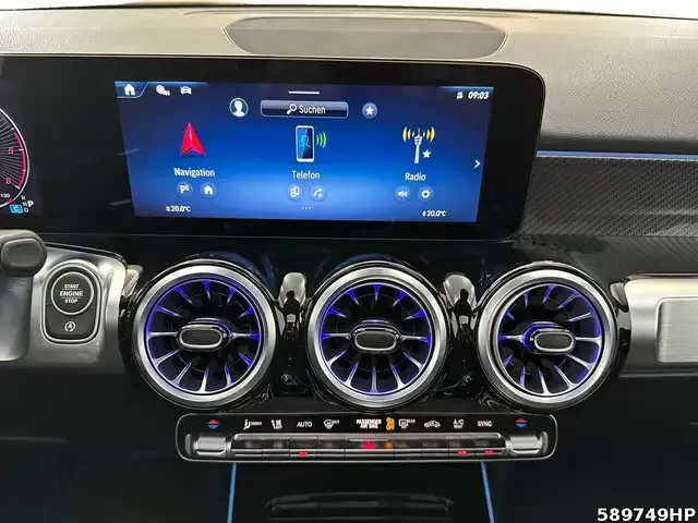 Mercedes-Benz GLB 200